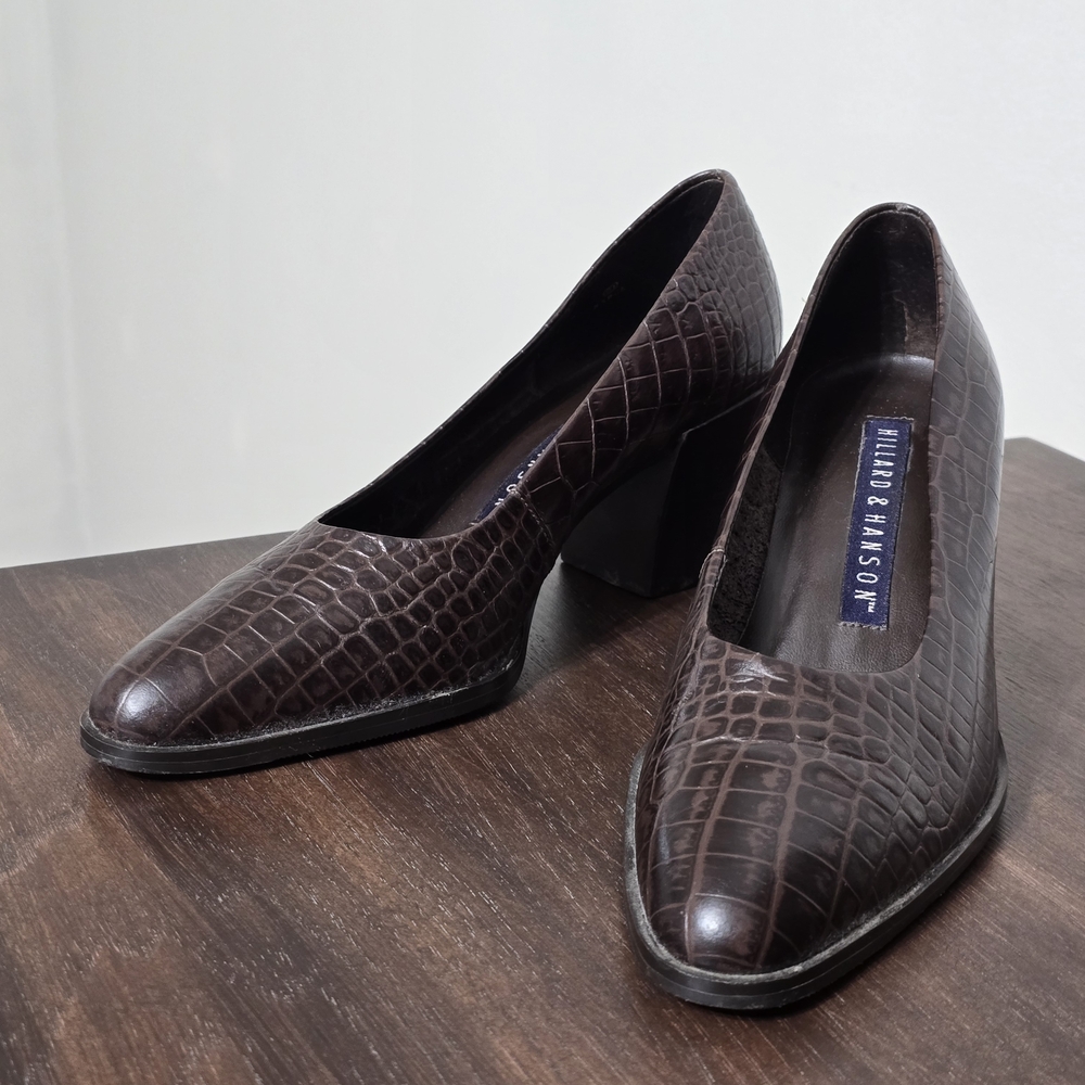 Hillard & Hanson Croc-Embossed Leather Chunky Heel Pumps Women's Size 7M
